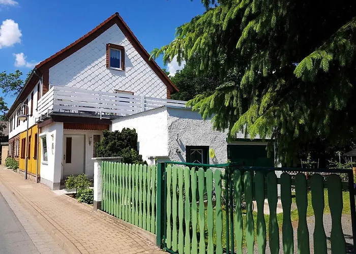 Monique Am Stieger *